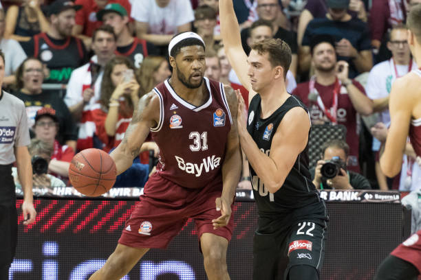 哪一个更重 哪一个更重