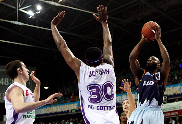 能够击败曼 能够击败曼